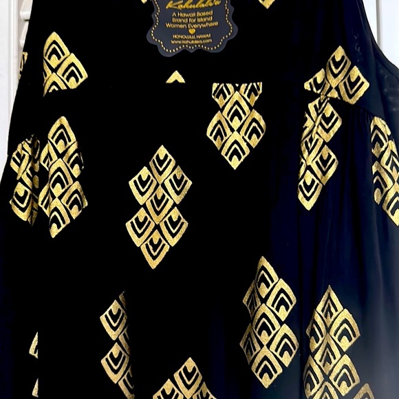 Kahulale’a M size, skinny shoulder strap’s  Black / Gold. Stunning on. - Picture 2 of 5